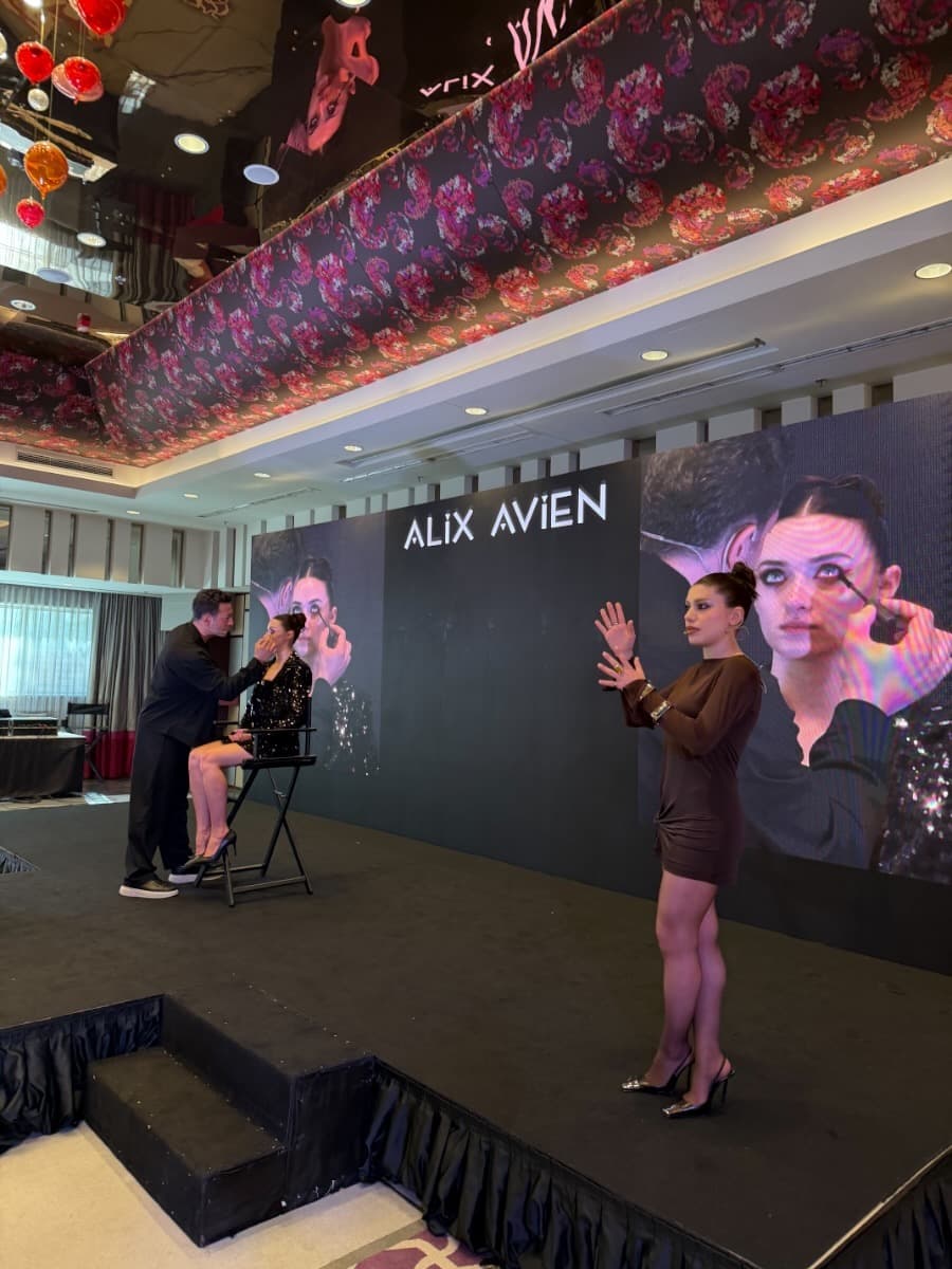 Alix Avien Masterclass — kare 4